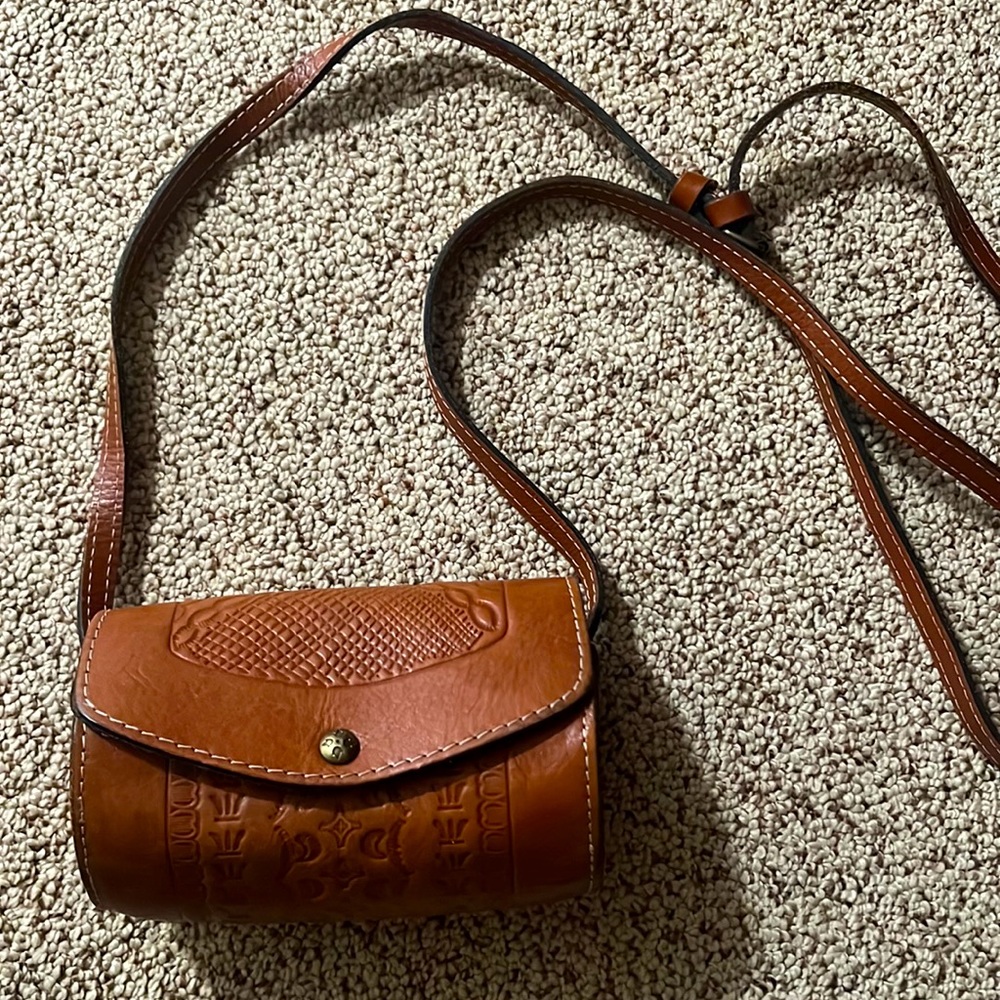 Patricia Nash crossbody leather cylinder bag